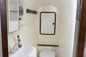 Ali Kat 35ft Wildcat Yacht For Sale