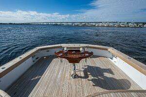 2017 F&S Cusotm Express Sportfish thumbnail 21