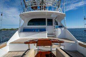 2017 F&S Cusotm Express Sportfish thumbnail 16
