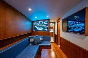 2017 F&S Cusotm Express Sportfish thumbnail 49