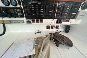 Chasing The Dream 47ft Voyage Yachts Yacht For Sale