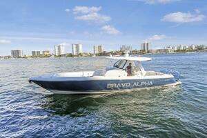 Bravo Alpha 2022 Intrepid Nomad 375 SE Yacht For Sale in FORT LAUDERDALE FL