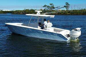 2015 Jupiter 30 FS thumbnail 5