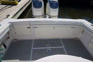 2015 Jupiter 30 FS thumbnail 14