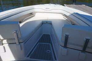 2015 Jupiter 30 FS thumbnail 13