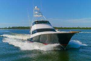 2001 Viking 65 Enclosed Bridge thumbnail 40