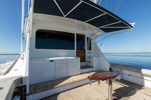 2001 Viking 65 Enclosed Bridge thumbnail 33