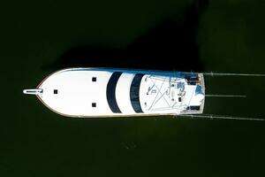 2001 Viking 65 Enclosed Bridge thumbnail 44