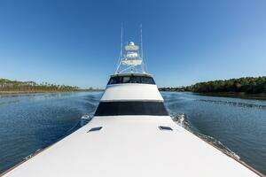 2001 Viking 65 Enclosed Bridge thumbnail 42