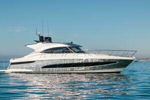 2022 Riviera 4800 Sport Yacht thumbnail 46