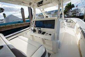 2015 Yellowfin 39 Offshore thumbnail 11