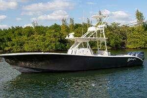 2015 Yellowfin 39 Offshore thumbnail 2