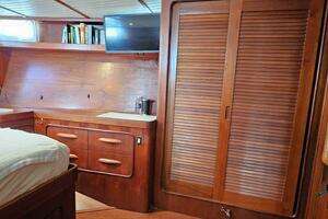 1980 Gulfstar Sailmaster thumbnail 11