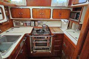 1980 Gulfstar Sailmaster thumbnail 12