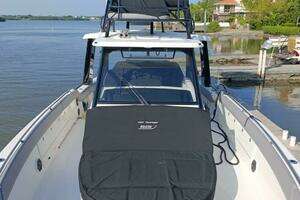 2024 Boston Whaler 420 Outrage thumbnail 6