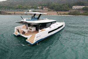 2027 McConaghy Boats MC63p Tourer thumbnail 5