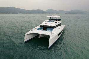 2027 McConaghy Boats MC63p Tourer thumbnail 2