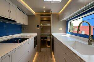 2027 McConaghy Boats MC63p Tourer thumbnail 30