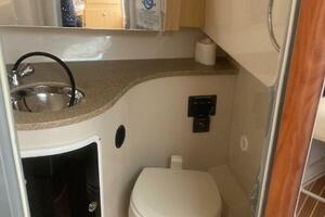 Photo 5120864 for 2018 Wellcraft 290 Coastal  