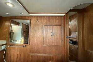 1998 Bayliner 4087 thumbnail 23