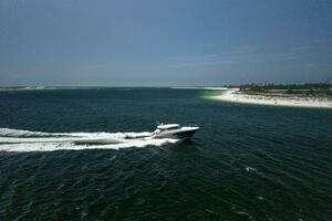 2015 Tiara Yachts 44 Coupe thumbnail 30