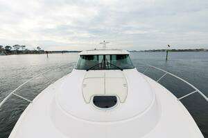 2015 Tiara Yachts 44 Coupe thumbnail 25