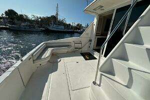 1997 Sea Ray 550 Sedan Bridge thumbnail 11