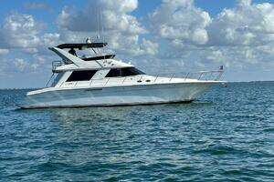1997 Sea Ray 550 Sedan Bridge thumbnail 1