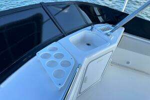 1997 Sea Ray 550 Sedan Bridge thumbnail 15