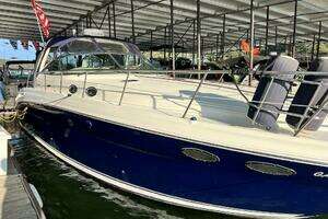 2004 Sea Ray 380 Sundancer thumbnail 26