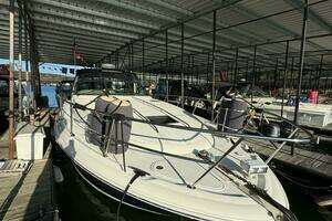 2004 Sea Ray 380 Sundancer thumbnail 17