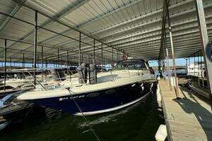 2004 Sea Ray 380 Sundancer thumbnail 1