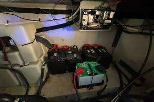 2004 Sea Ray 380 Sundancer thumbnail 65