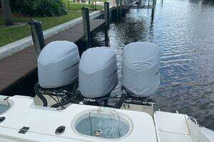 2015 Cobia 344 Center Console thumbnail 5