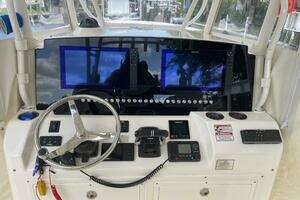2015 Cobia 344 Center Console thumbnail 6