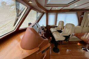 2013 Sabre 48 Salon Express thumbnail 9