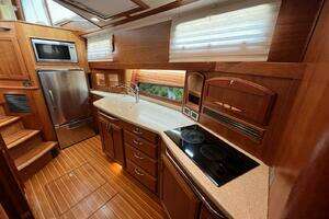 2013 Sabre 48 Salon Express thumbnail 18