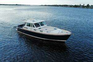 2013 Sabre 48 Salon Express thumbnail 5