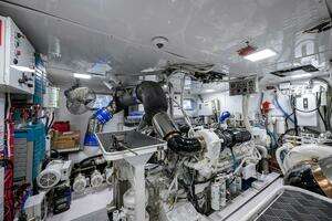 1997 Broward 108 Raised Pilothouse thumbnail 137