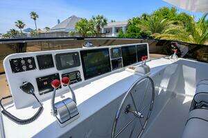 1997 Broward 108 Raised Pilothouse thumbnail 94
