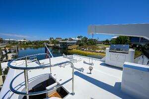 1997 Broward 108 Raised Pilothouse thumbnail 98