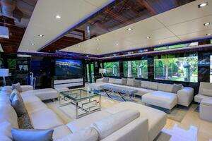 1997 Broward 108 Raised Pilothouse thumbnail 17