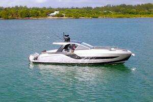 2022 Azimut Verve 47 thumbnail 2
