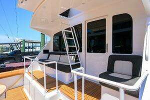 2004 Viking 65 Enclosed Bridge w/Tower thumbnail 11