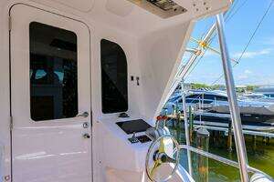 2004 Viking 65 Enclosed Bridge w/Tower thumbnail 65