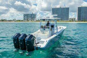 2025 Billfish 39 Center Console w/Tower thumbnail 3
