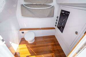 2025 Billfish 39 Center Console w/Tower thumbnail 82