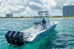 2025 Billfish 39 Center Console w/Tower thumbnail 4