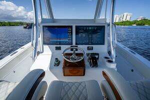 2025 Billfish 39 Center Console w/Tower thumbnail 97