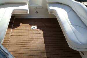 2001 Sea Ray 410 Sundancer thumbnail 7